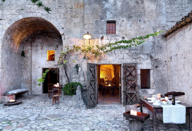 Sextantio Hotel